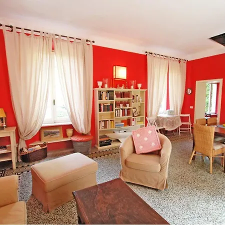 Casa Rosa Проккио