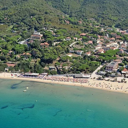 Casa Rosa 빌라 프로키오